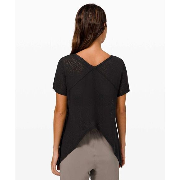 Lululemon Loop Around Short Sleeve Tee In Sheer Black Women’s Size 8 Shirt - Picture 1 of 8